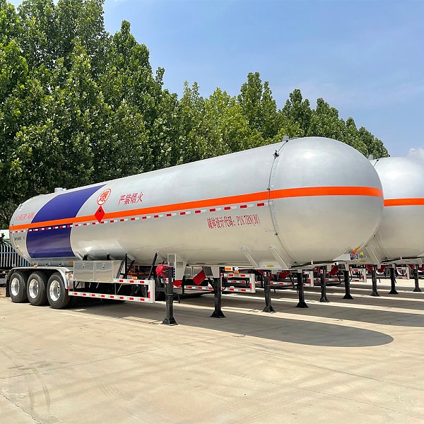 Remolque cisterna de GLP usado de 3 ejes | 60,000L | Certificado ADR/DOT