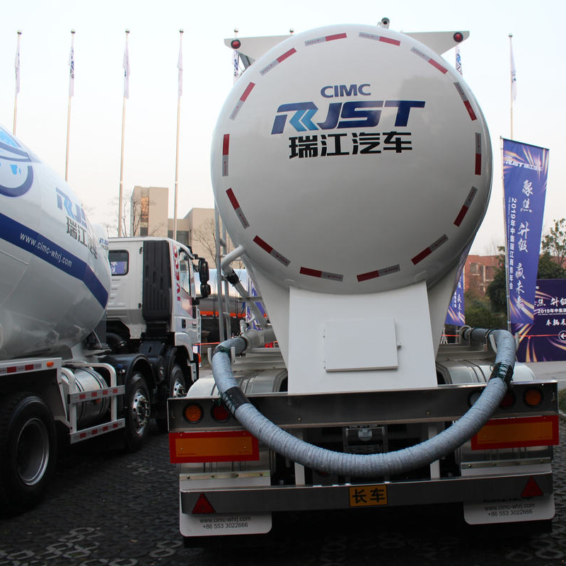 Semirremolque para transporte de materiales en polvo de la serie de 33 metros cúbicos CIMC Ruijiang usado