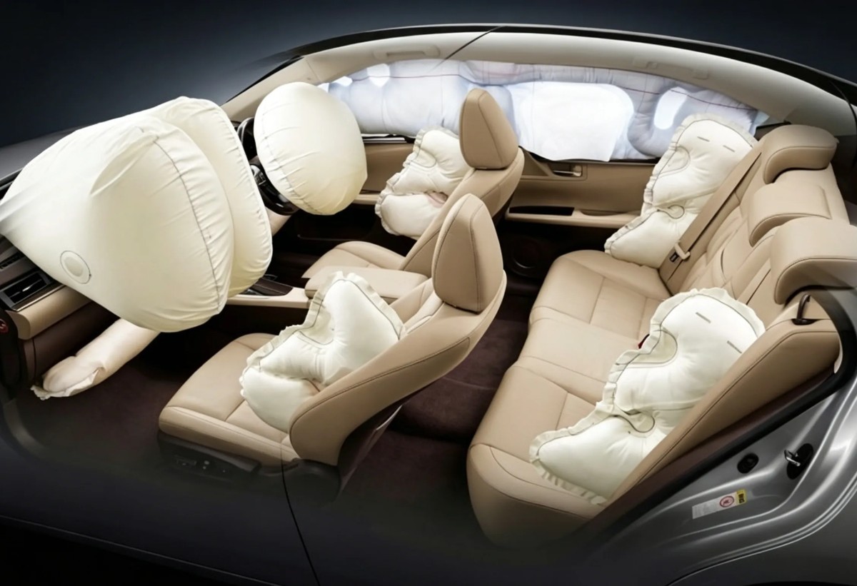 airbag deployment airbag deployment