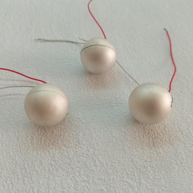 High Quality Different Size Piezoelectric Ceramic Sphere with Soldered Wire