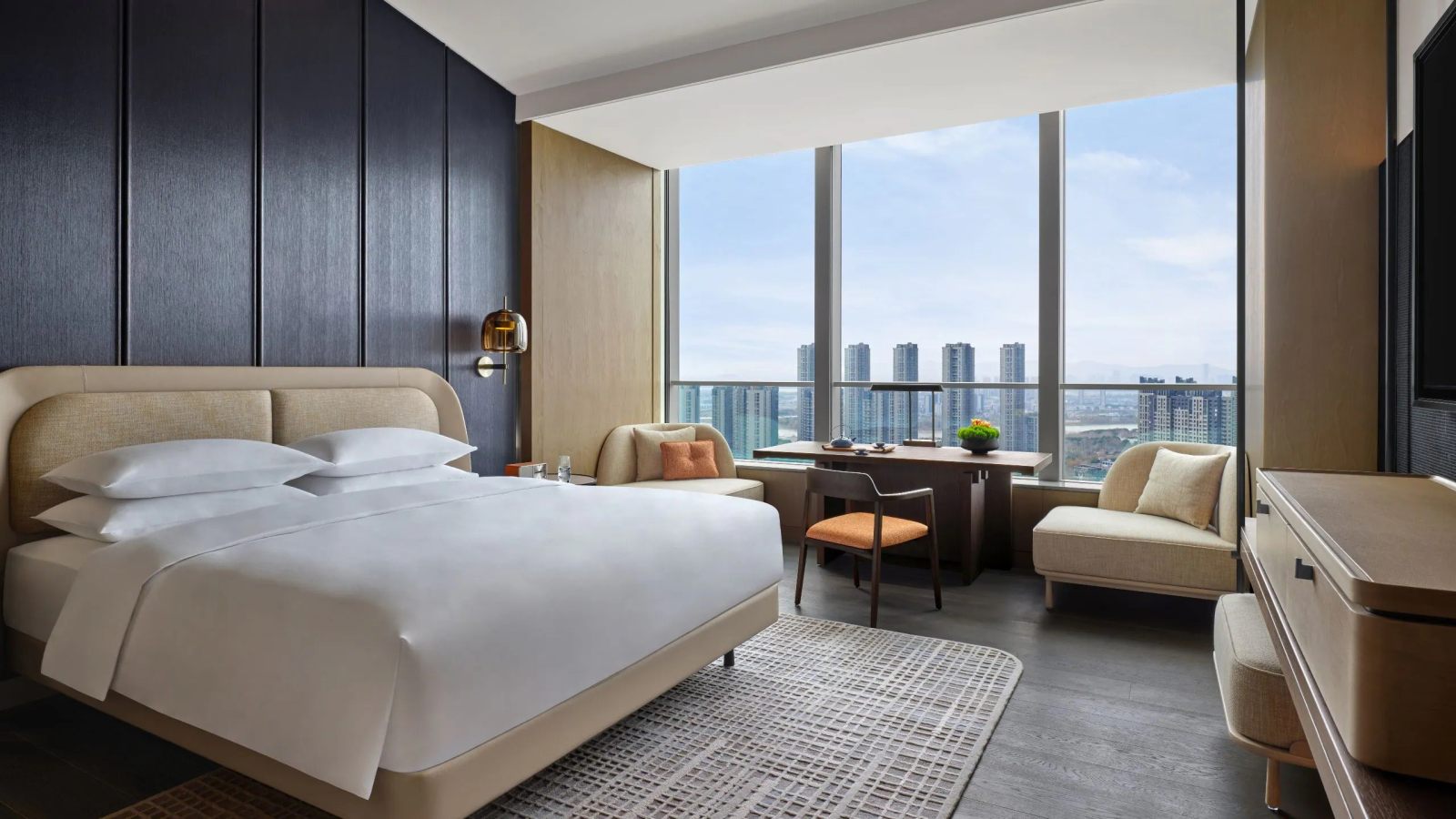Andaz Hotel Guest Rooms | Nanjing, China