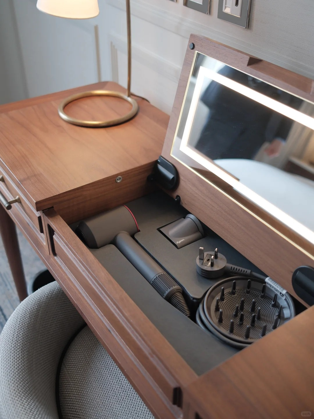 The Carlton Tower Jumeirah