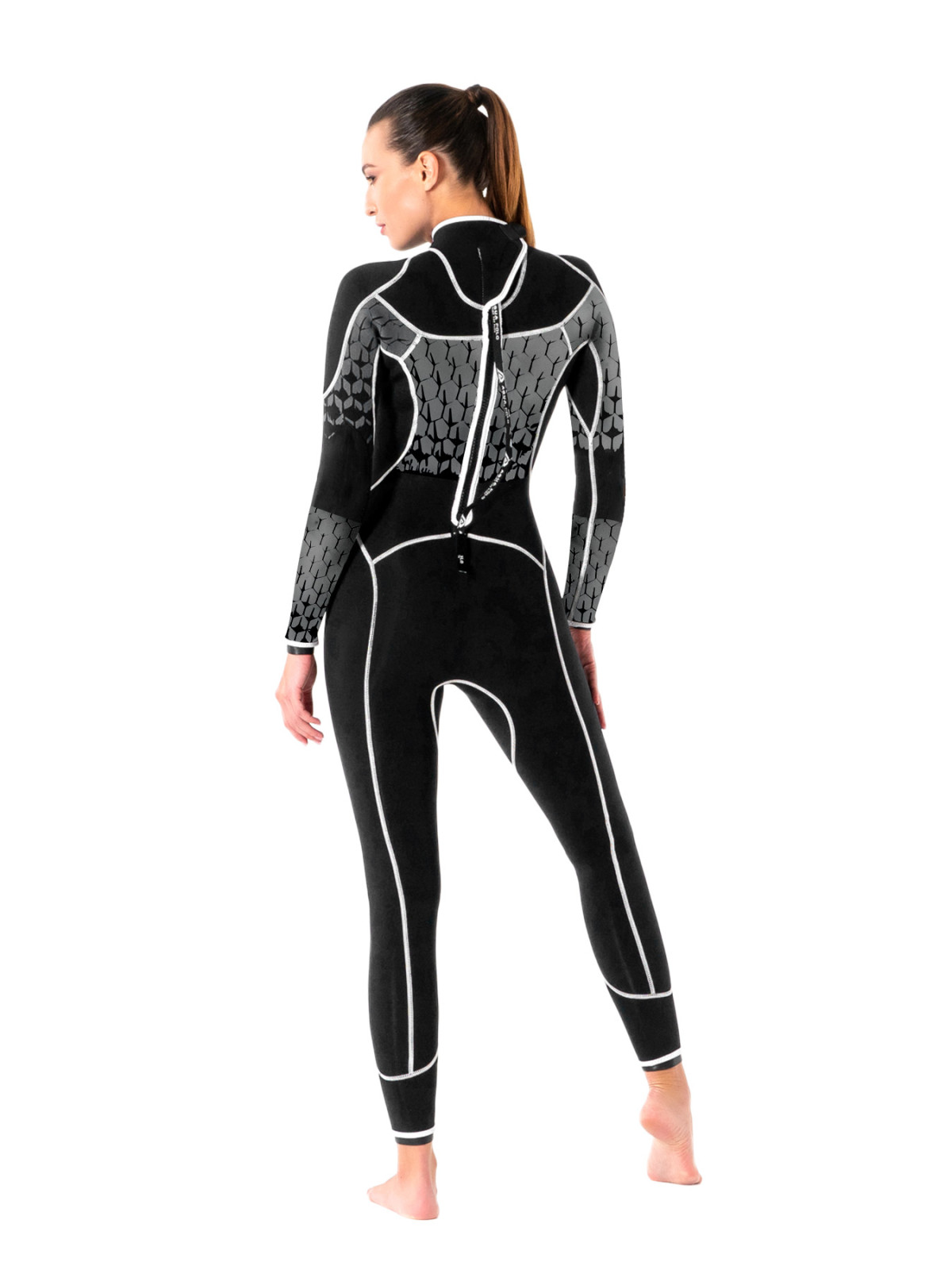 3 No.223-M224 Slim Fit Womens One Piece Wetsuit Thermal Fullsuit for Freediving Surfing