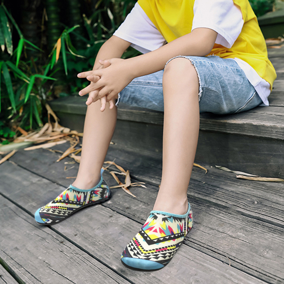 5-1 Kids Water Shoes Quick Dry Non Slip Barefoot Aqua Socks Boys Girls Colorful Print Beach Swimming Shoes for Pool Surf Walking