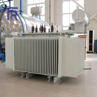 S13 2000kVA 10kv محول توزيع طاقة ثلاثي الطور مغمور بالزيت