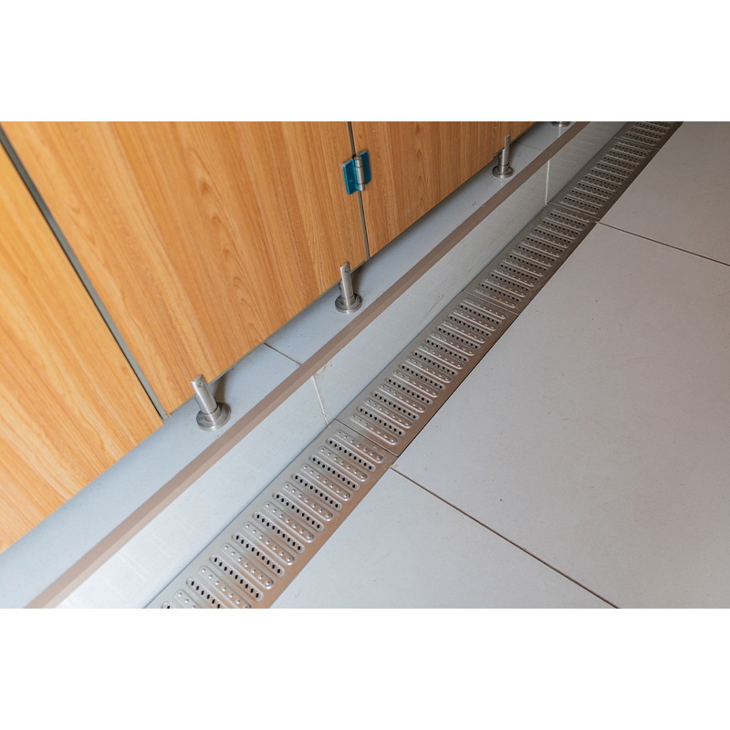 Baño interior con divisiones