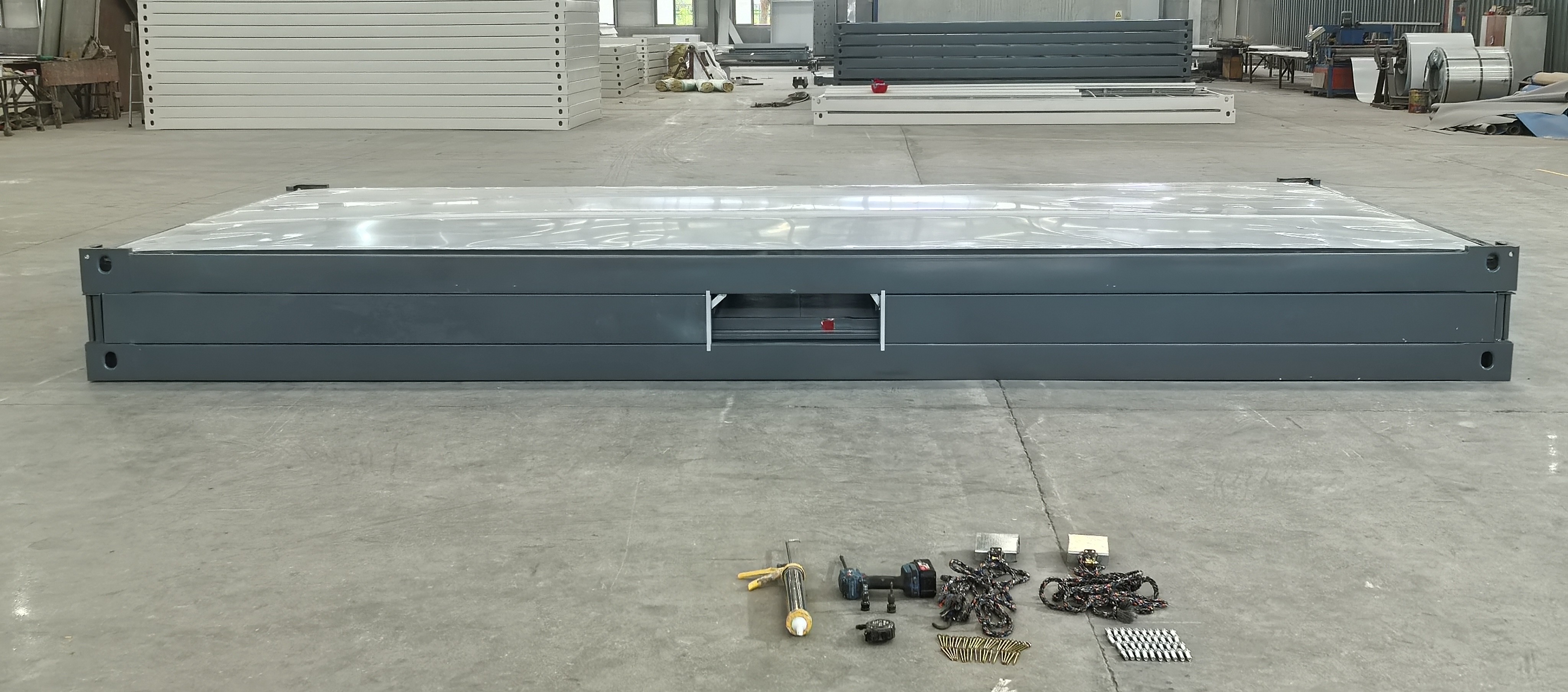 Casa contenedor plegable tipo Z