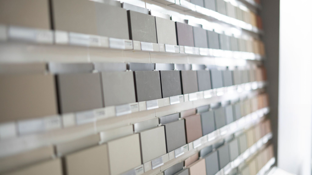 From modern stainless steel workstations to premium stone countertops and warm wood finishes, we offer flexible material options for every tea shop style and business concept.