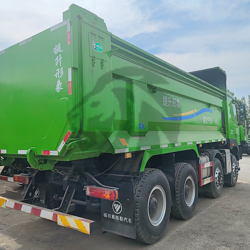 Nouveau camion-benne Foton Auman GTL 8x4 à 12 roues