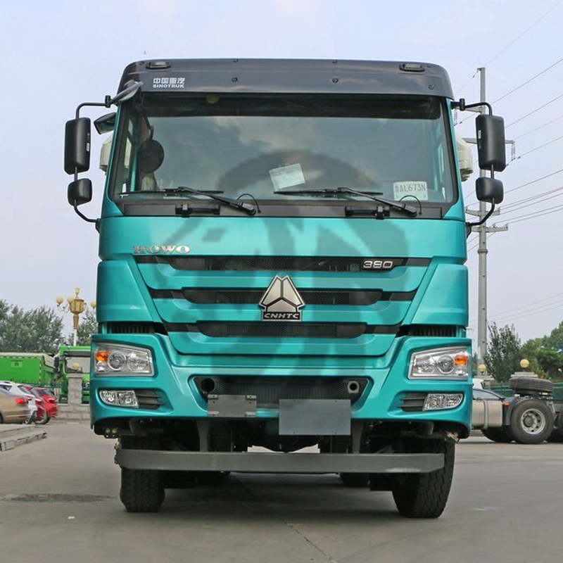 Camion lourd Sinotruk Howo 380HP 6x4 10 roues tracteur routier