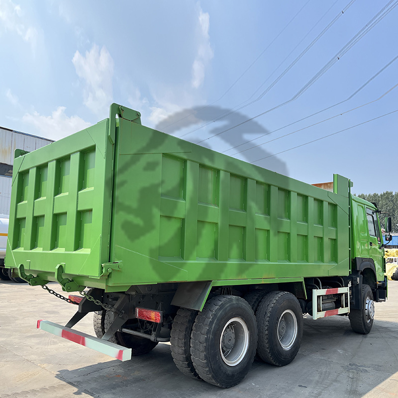 Camion-benne Sinotruk Howo 6x4 371HP