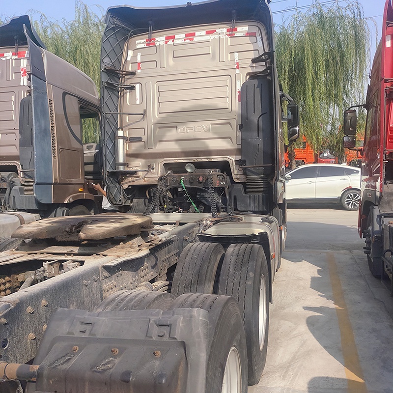 Tête de tracteur Dongfeng KX 6x4 560HP
