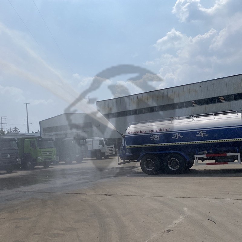 Camion-citerne Sinotruk