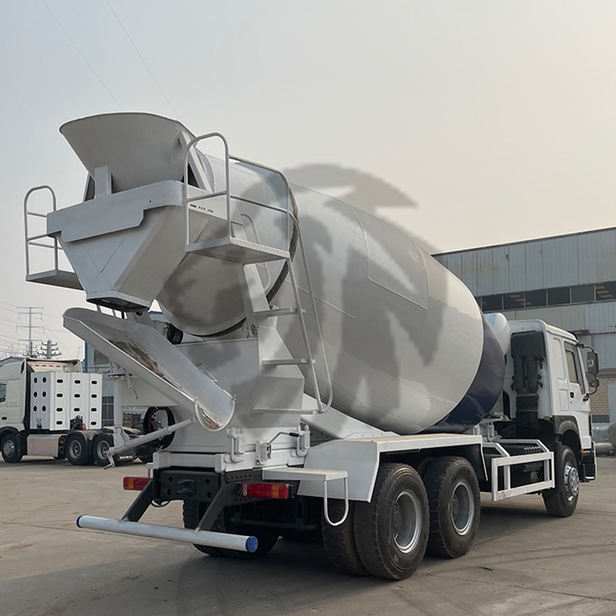 Exporter le camion malaxeur à béton Sinotruk Howo 371 6x4