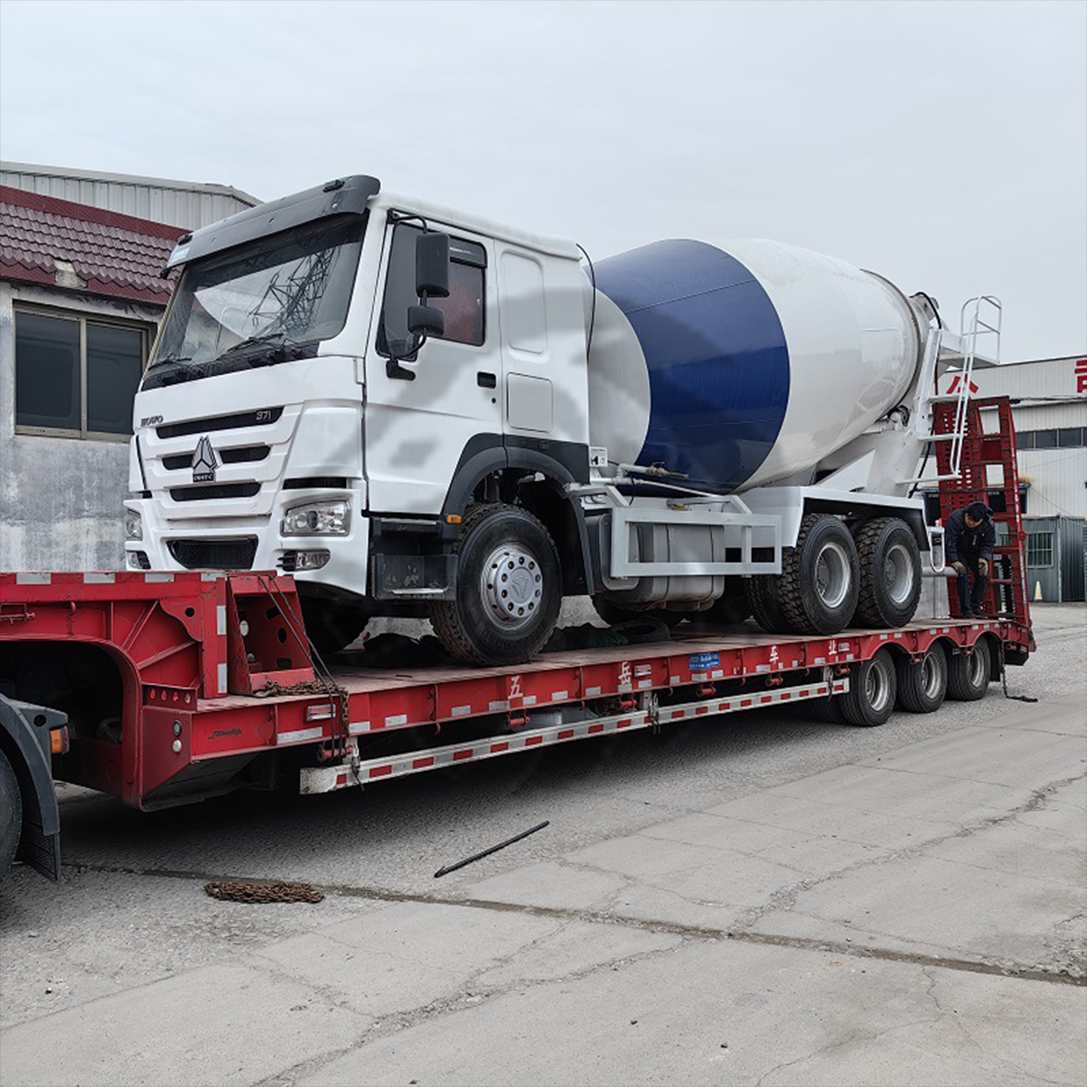 Exporter le camion malaxeur à béton Sinotruk Howo 371 6x4