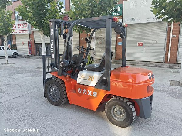 La politique d'exportation des camions de la Chine comprend principalement les aspects suivants
