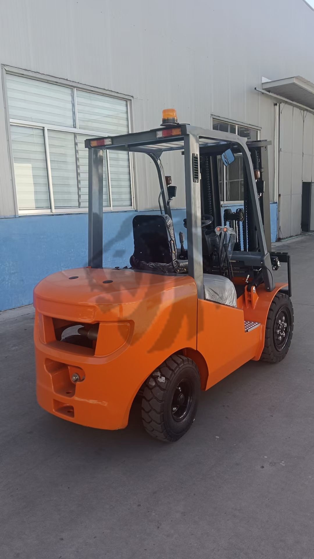 Chariot élévateur diesel de 1.5 tonnes